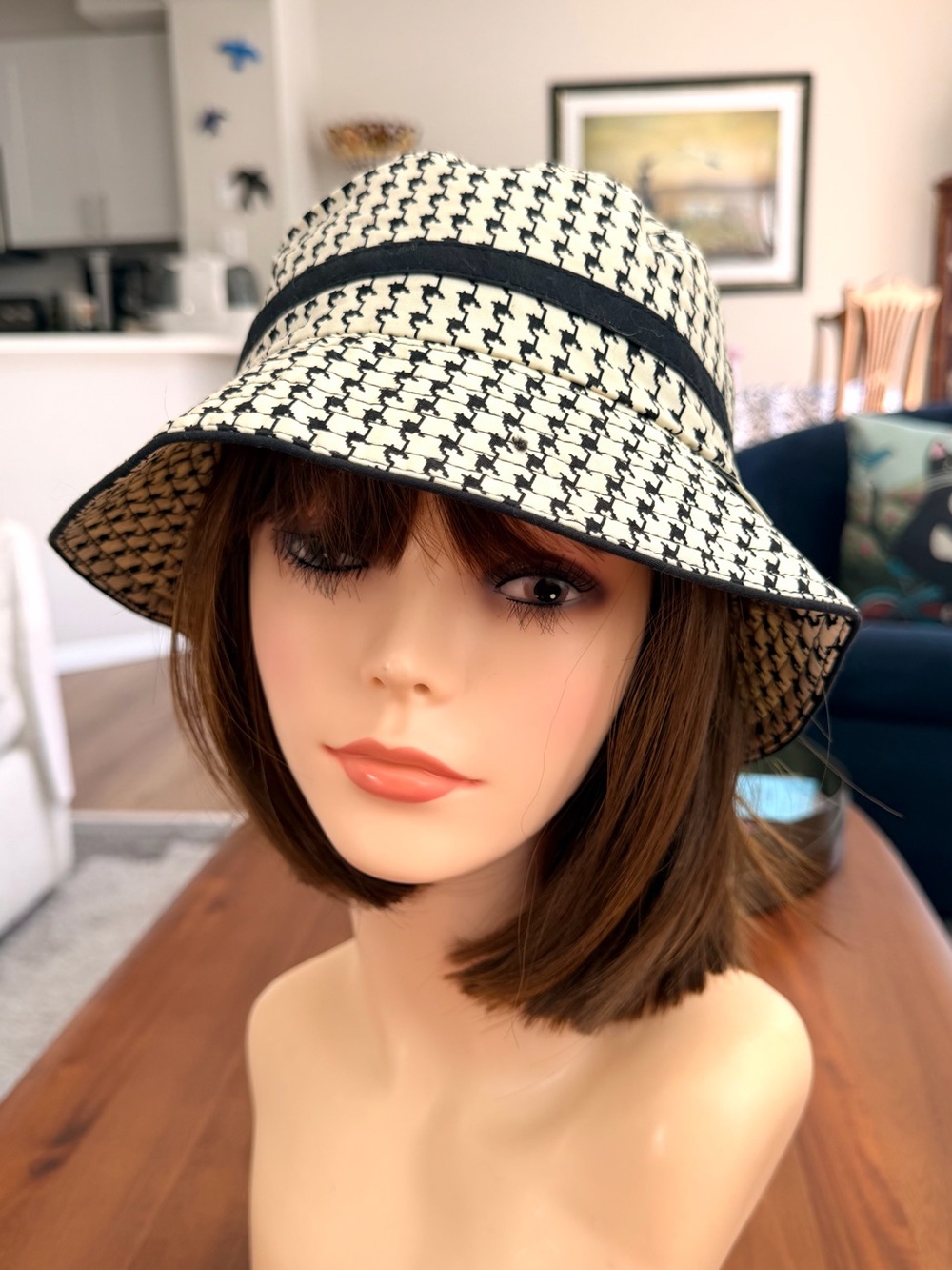 NaRaYa Houndstooth Bucket Hat Black Cream Fall Retro Small Medium